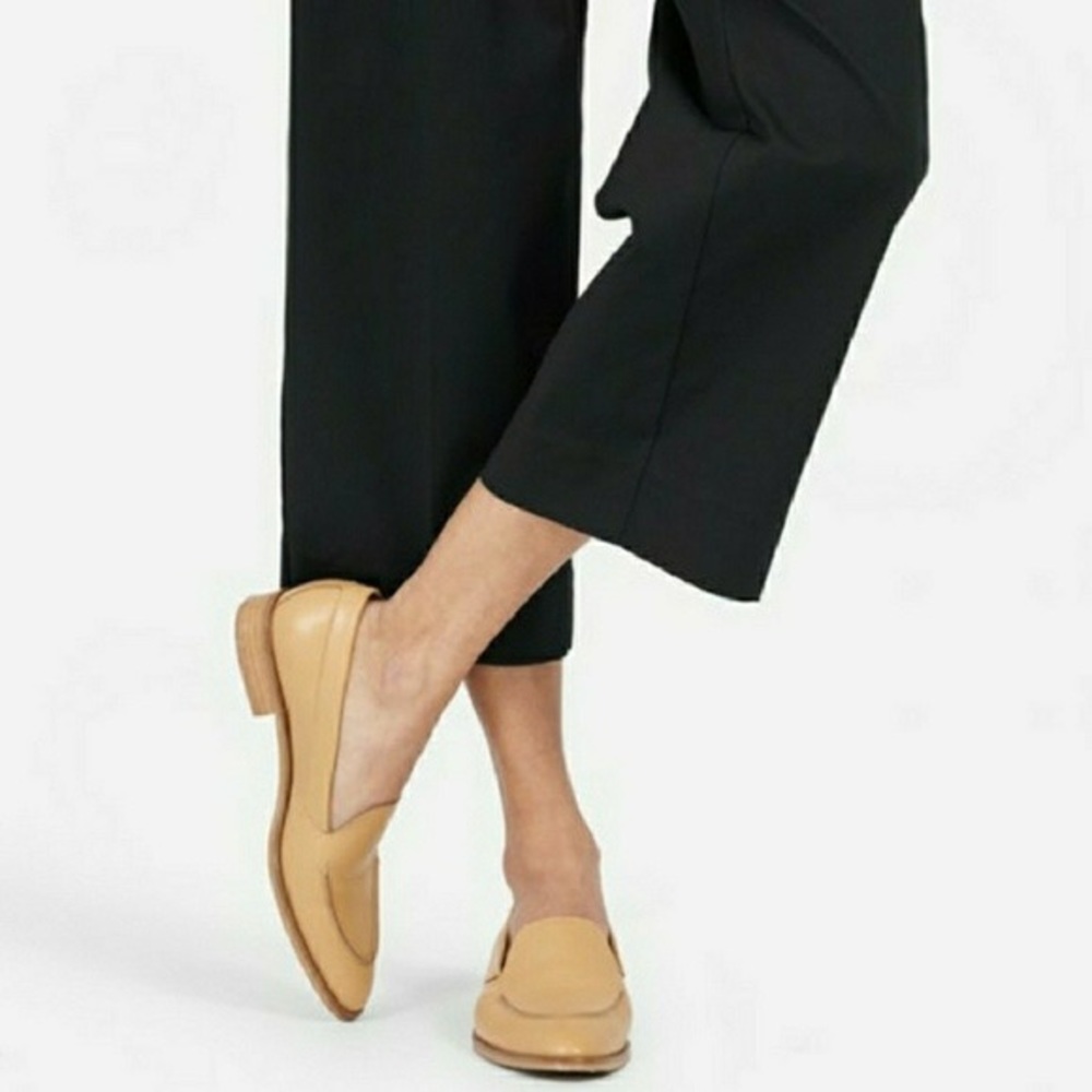 Brand New Everlane Modern Loafer in Sand